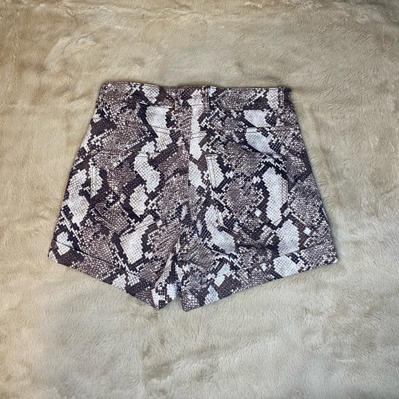 H&M High Waisted Snake Shorts - Picture 4 of 5